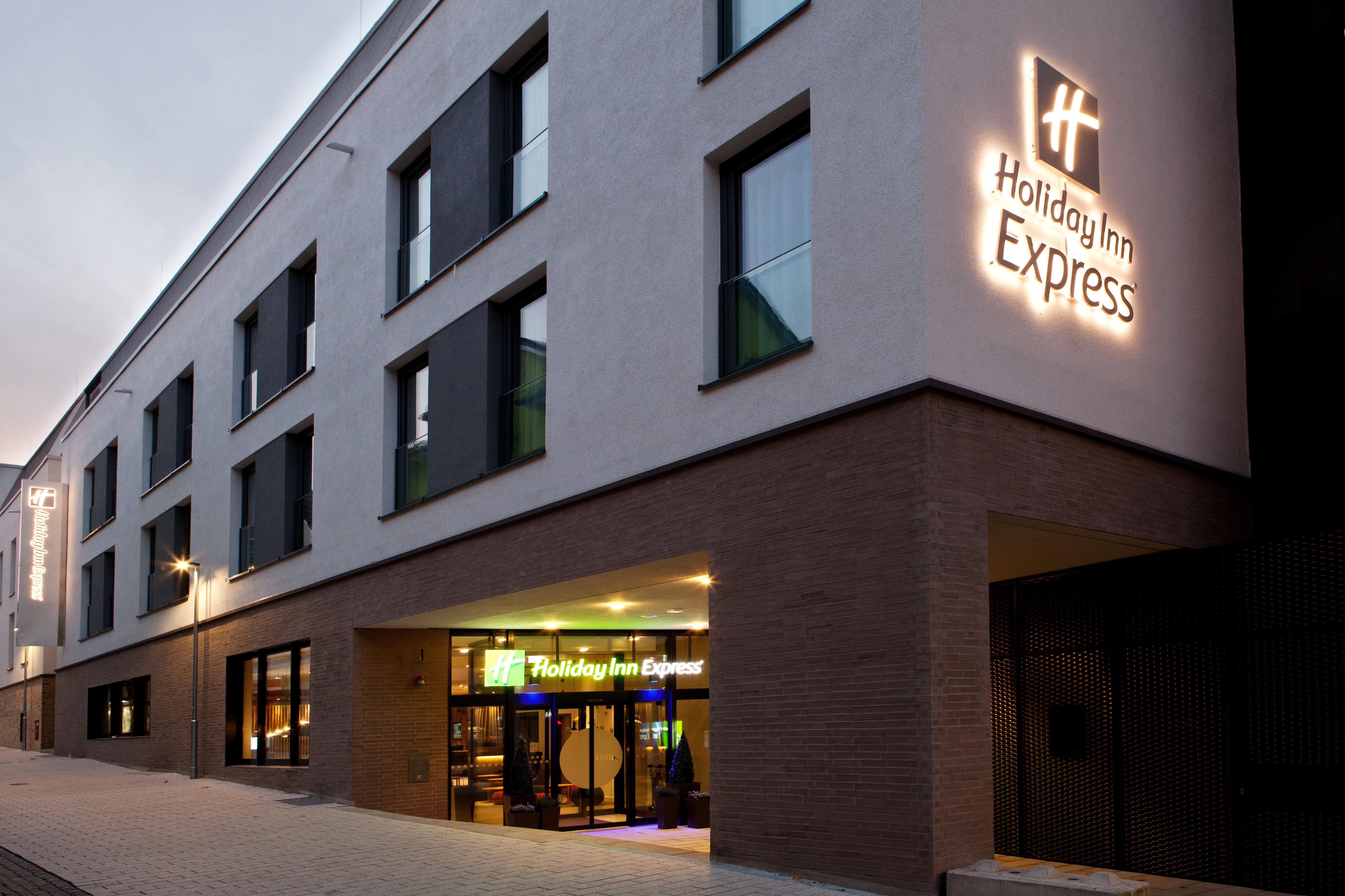 Holiday Inn Express - Goppingen, An Ihg Hotel Esterno foto